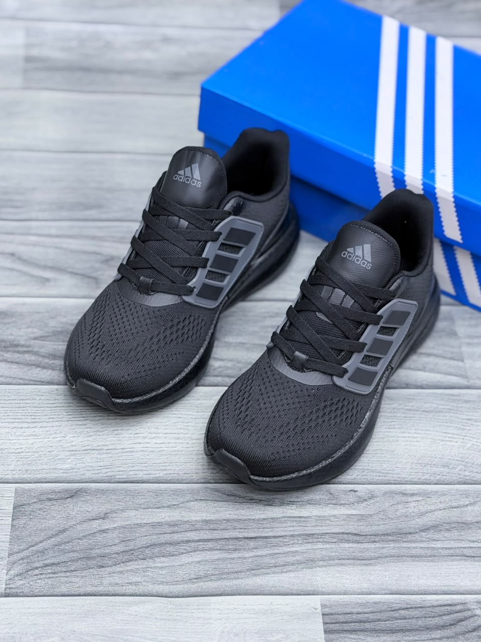 Adid Ultra Boost