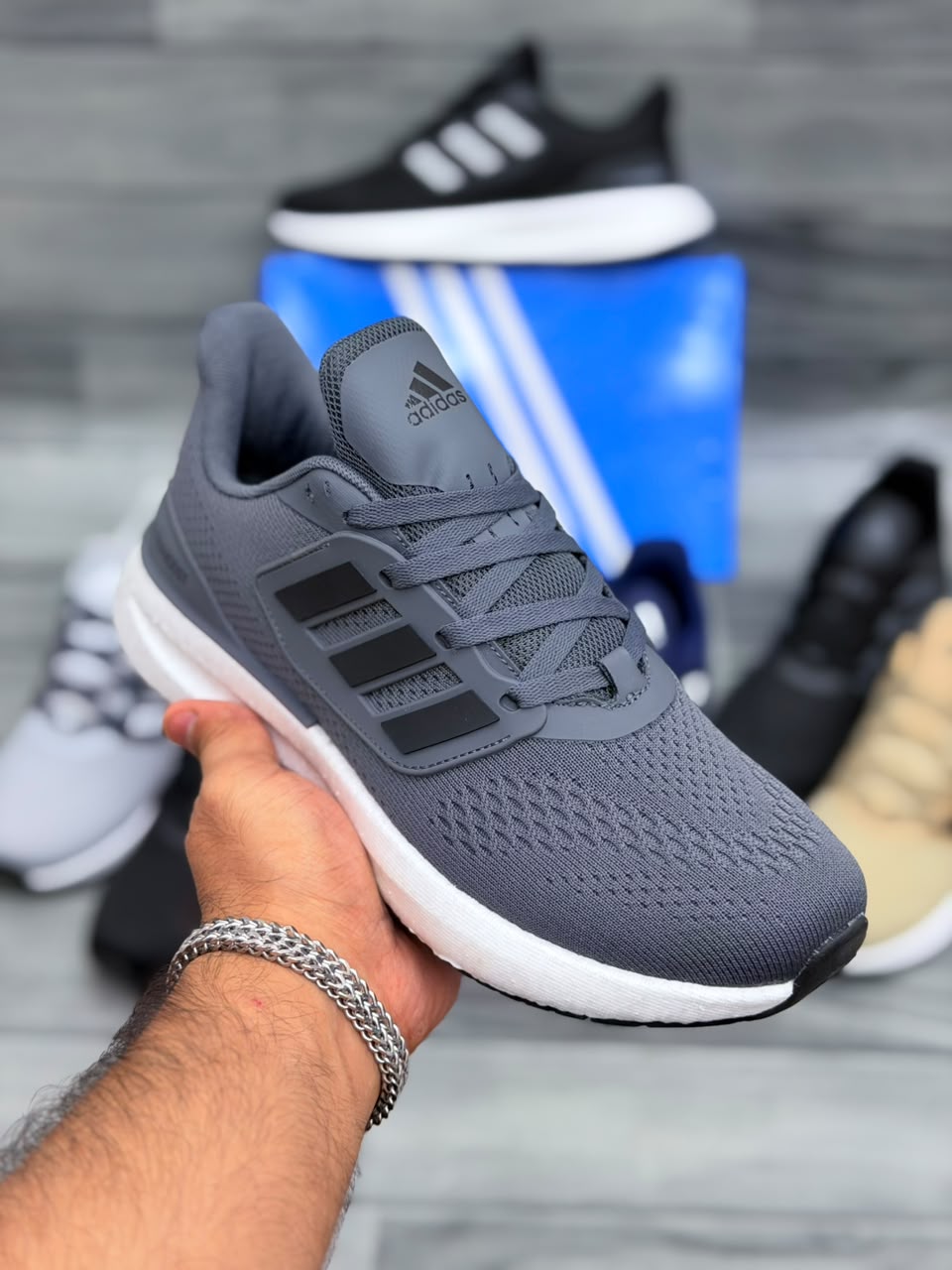 Adid Ultra Boost