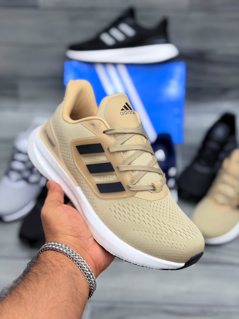 Adid Ultra Boost