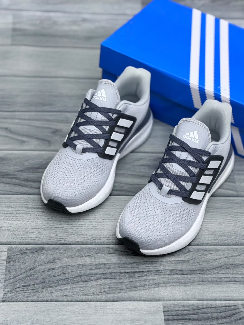 Adid Ultra Boost