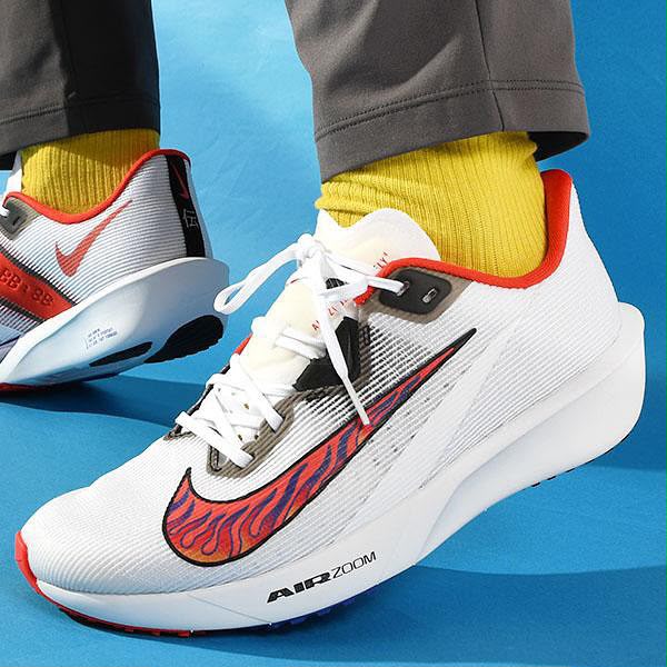 NK AIR ZOOM RIVAL FLY 4