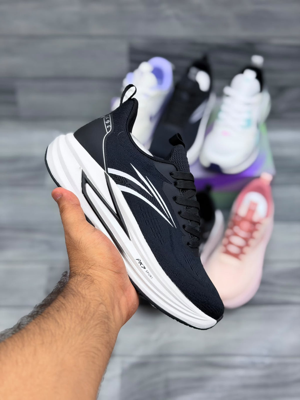 Women’s lightweight running shoes for sports, walking and workouts