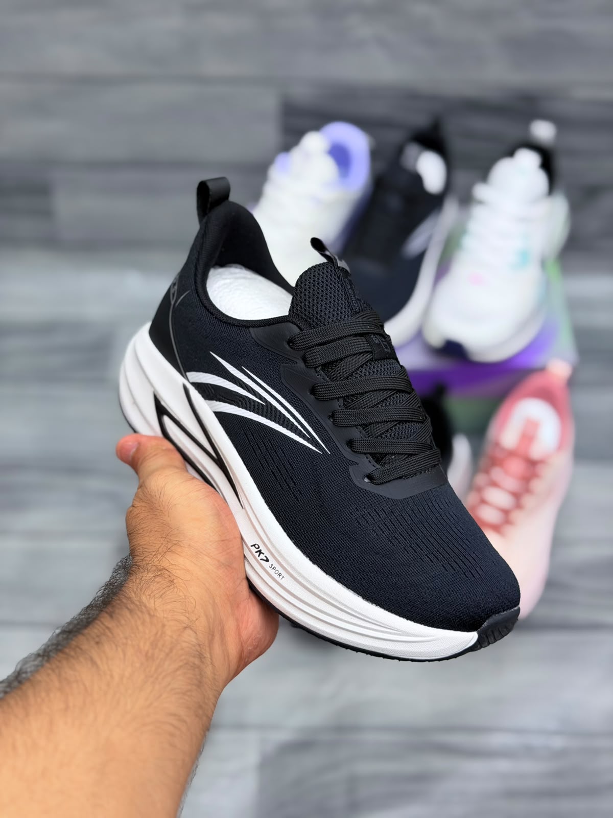 Women’s lightweight running shoes for sports, walking and workouts
